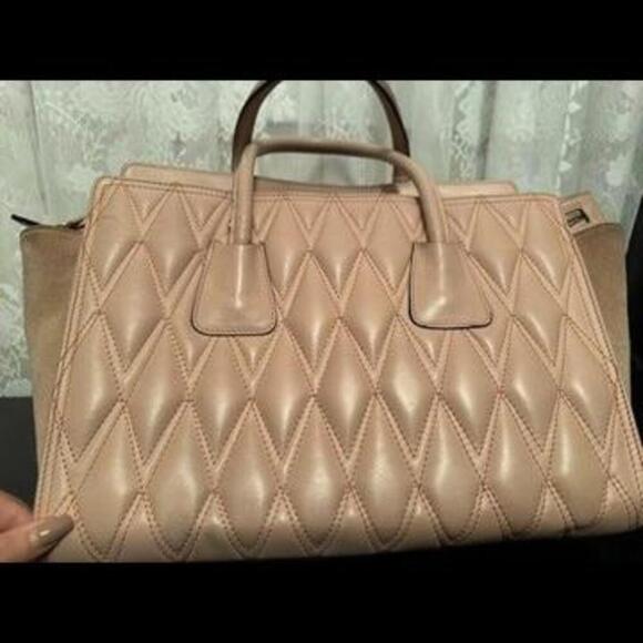 Valentino Chic Quilted Designer Tote in Blush - Picture 6 of 7